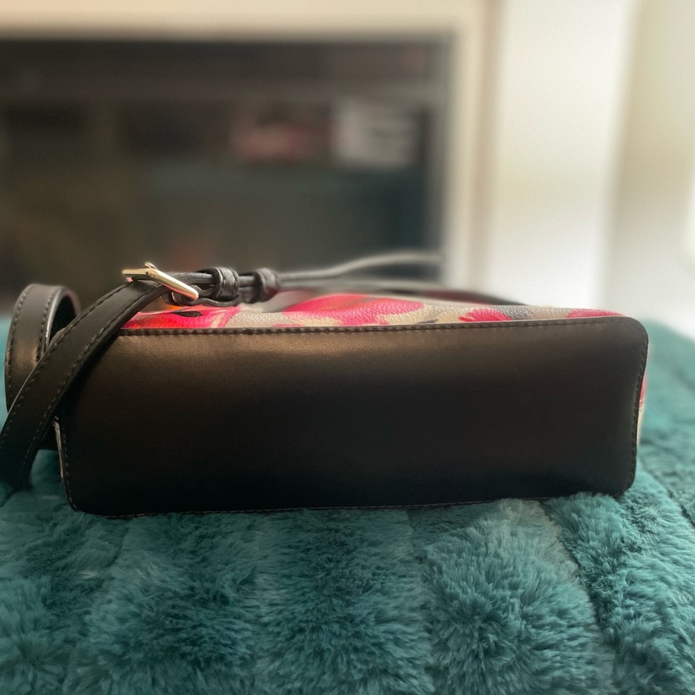 ❤️ Authentic Kate Spade - Picture 4 of 4